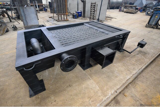 Топка ручная с поворотными колосниками котла КВм 0.8